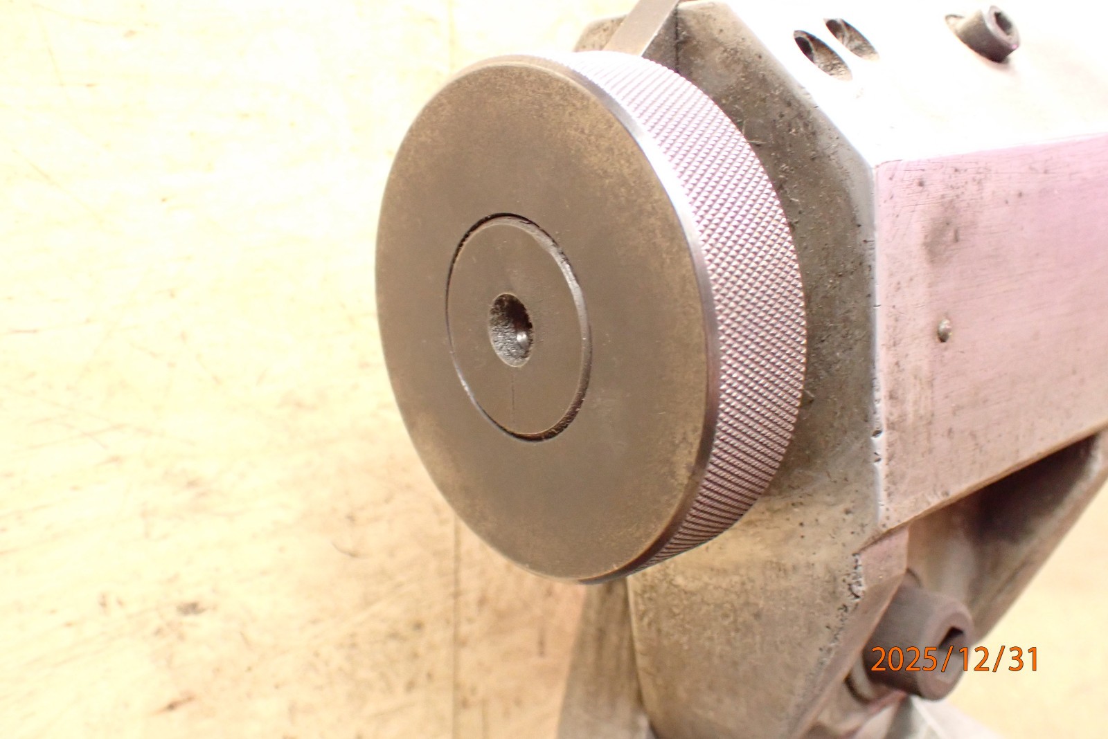 SOME SORT OF GRINDING SPIN INDEX FIXTURE POSSIBLE METAL LATHE BIT SHARPENER