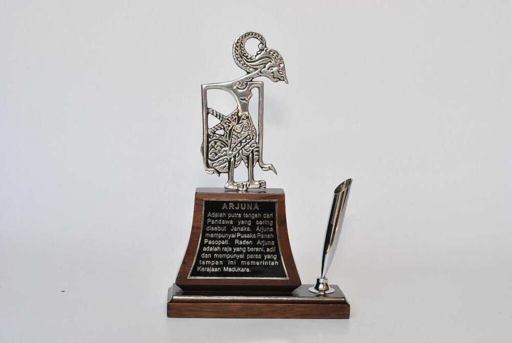 Pen Holder Wayang Indonesia
