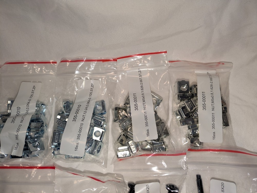NetApp Rack Mount Hardware Screw & Cage Nut Lot