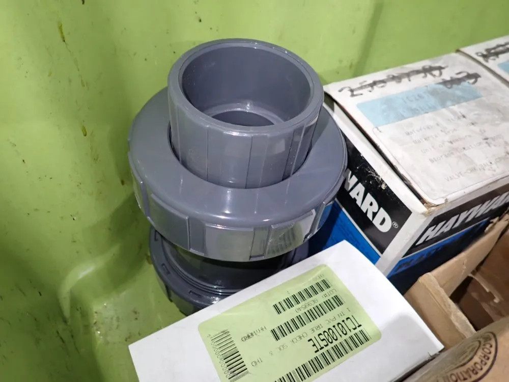 PLASTIC VALVES 10251700777