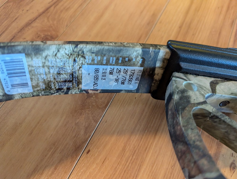 PSE Stinger Hunting Bow Package (with Case, arrows, release)