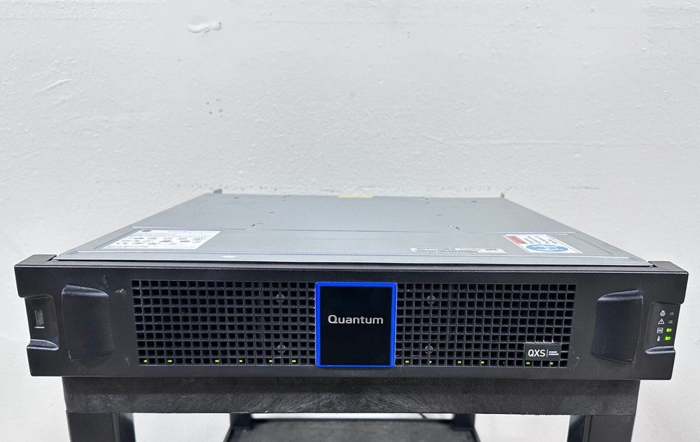 Quantum QXS 24-bay SAS disk array w/ Dual 3-07366-01 Modules
