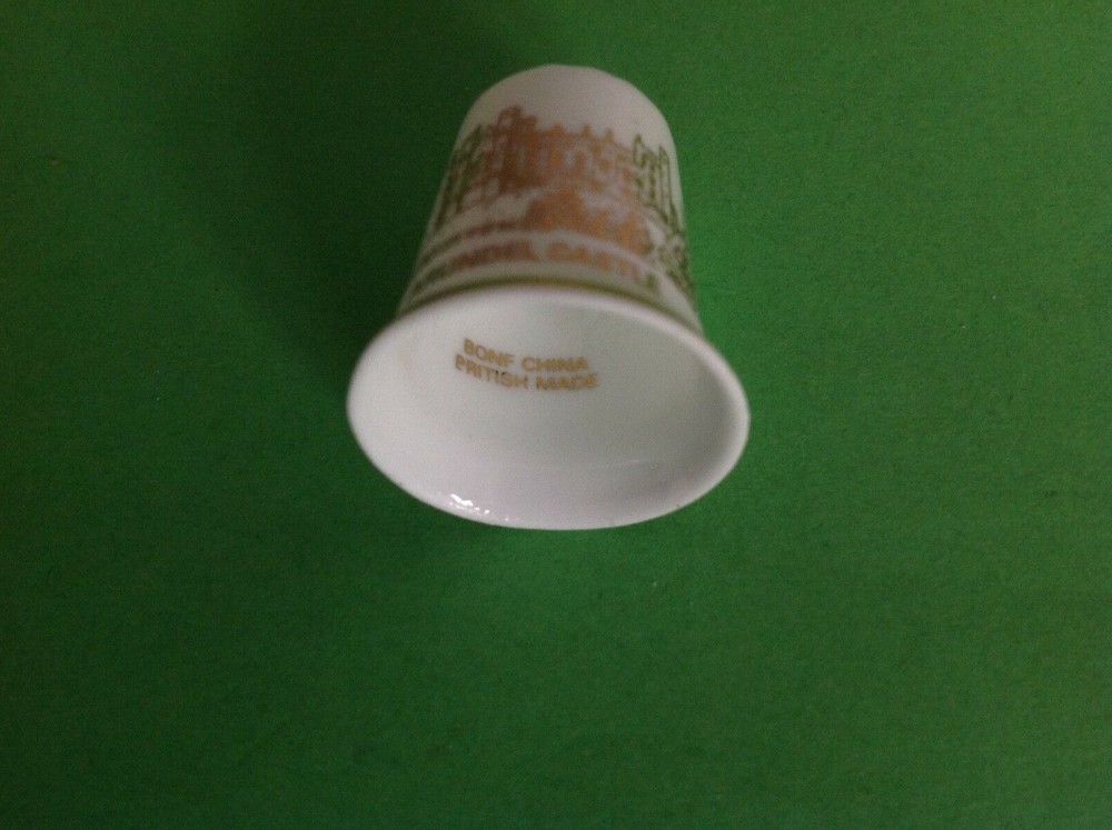 VINTAGE BONE CHINA THIMBLE - ARUNDEL CASTLE