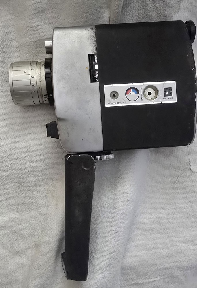 Vintage Arugus 812 Super Eight Model Movie Camera Untested
