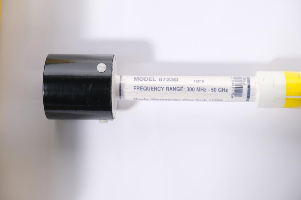 NARDA 8715 Electromagnetic Radiation Survey Meter w E8752D E8723D E8764D Probes