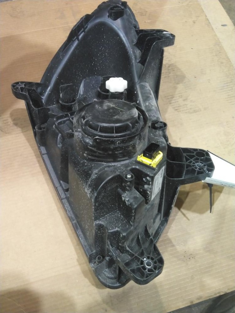 For 2025 PETERBILT 536 HEADLIGHT Left , OH