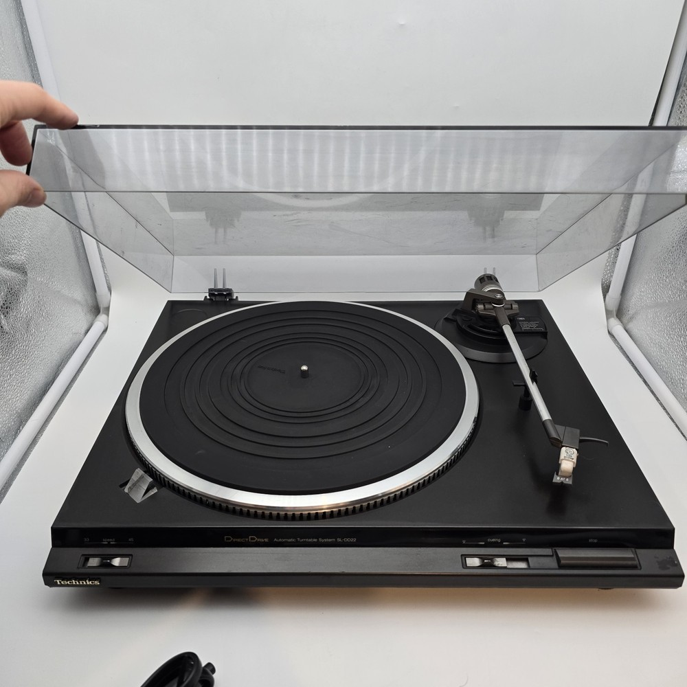 VTG Technics SL-DD22 Direct Drive Fully Automatic Turntable Fully TESTED! (READ)