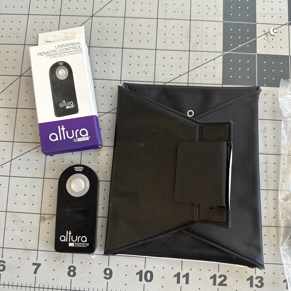 Altura Photo AP-FLS-UNV1 Flash diffuser and remote