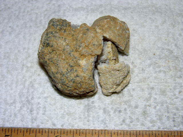 Geode pair opened with crystal centers 1.75 inch G78