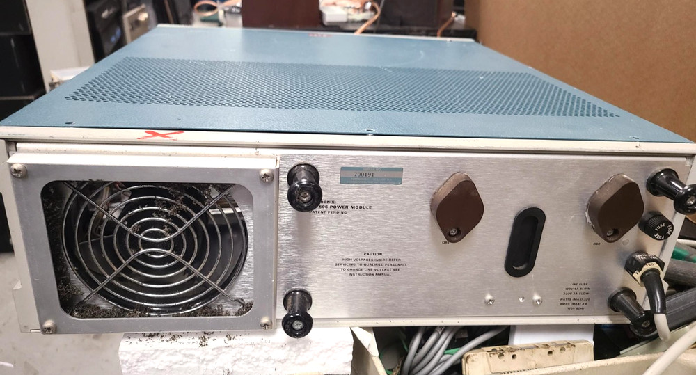 Tektronix TM506 Chassis Mainframe Module for TM500 Test Measurement System