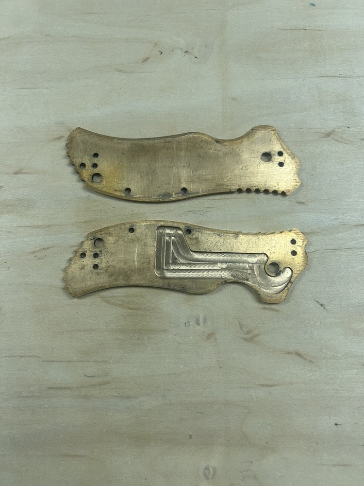 Scikio Custom Zero Tolerance 0350 Bronze Scales