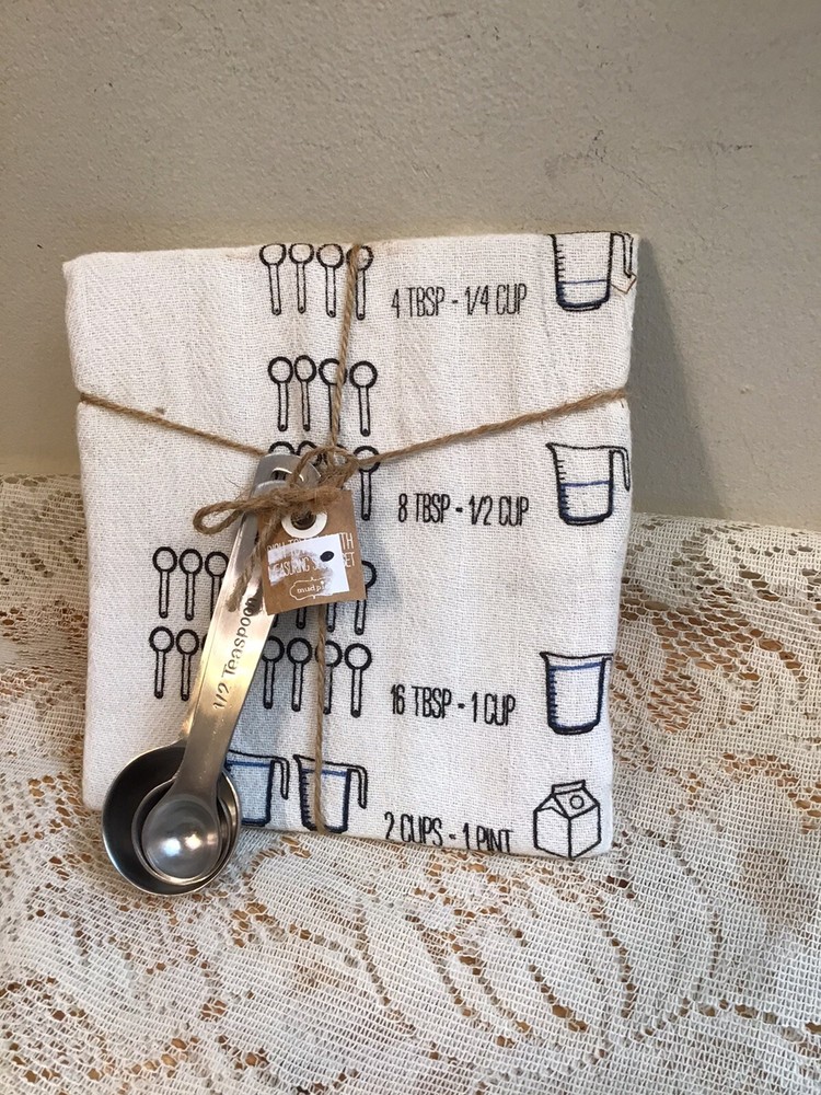 Mud Pie Home Baking Measuring Spoon Conversation Kitchen Towel Set