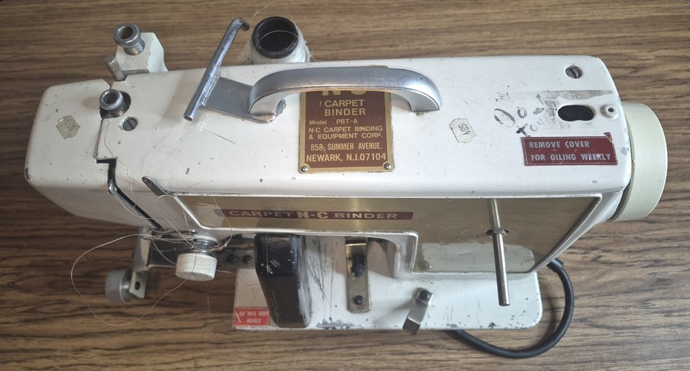 NC N-C CARPET BINDER SEWING MACHINE - MODEL PBT-A - WORKING