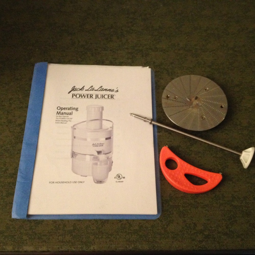 JACK LALANNE’S POWER JUICER WITH PLATFORM & EXTRA CUTTING BLADE