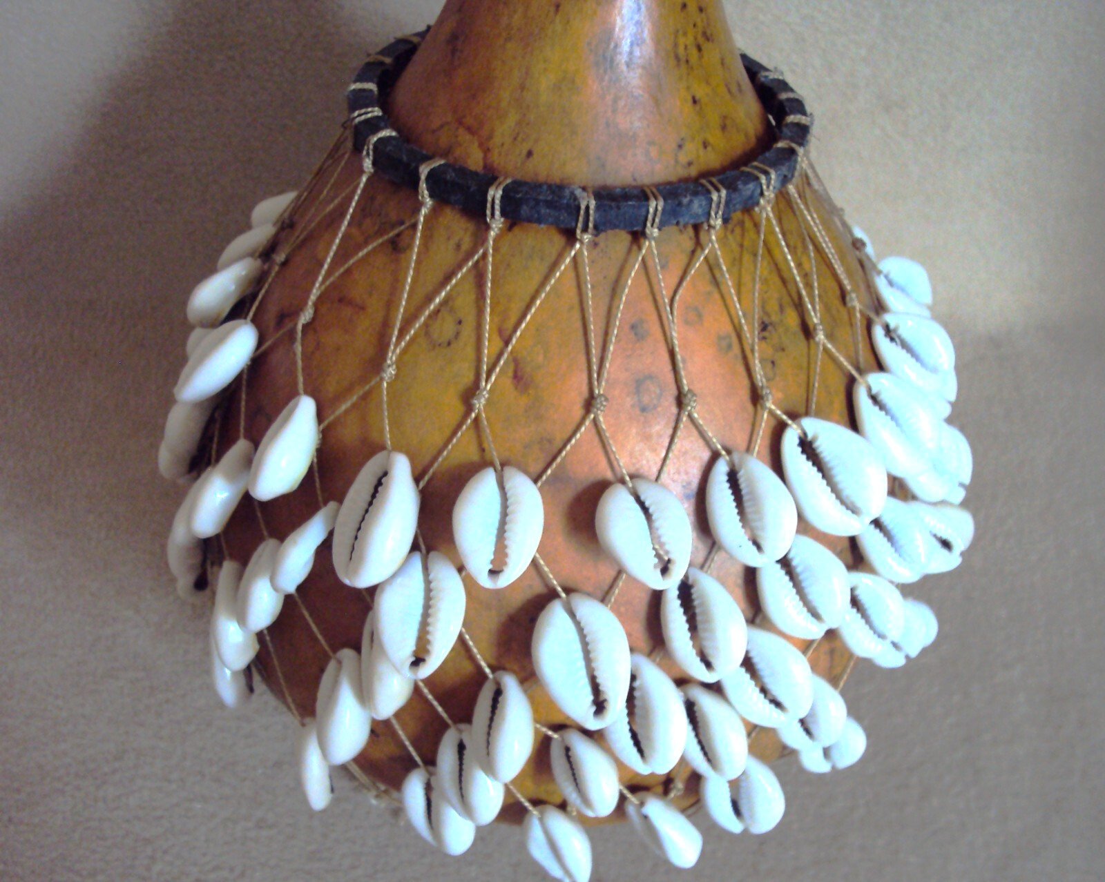 VINTAGE AFRICAN CALABASH WITH COWRIE INSTRUMENT Gourd Carving!!