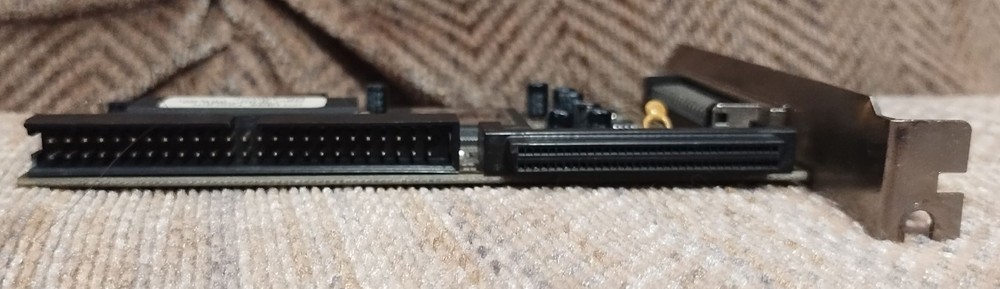 Tekram DC-390F PCI SCSI-3/SE Wide Controller