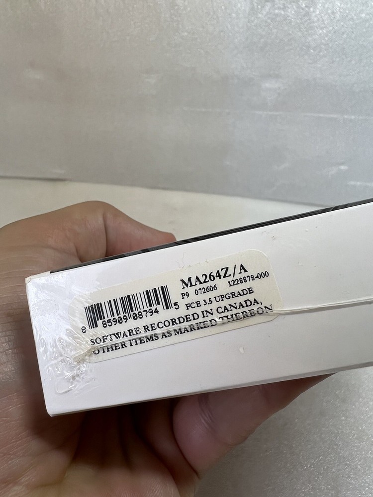 New Apple Final Cut Express HD Upgrade MA264Z/A VERSION 3.5 Software