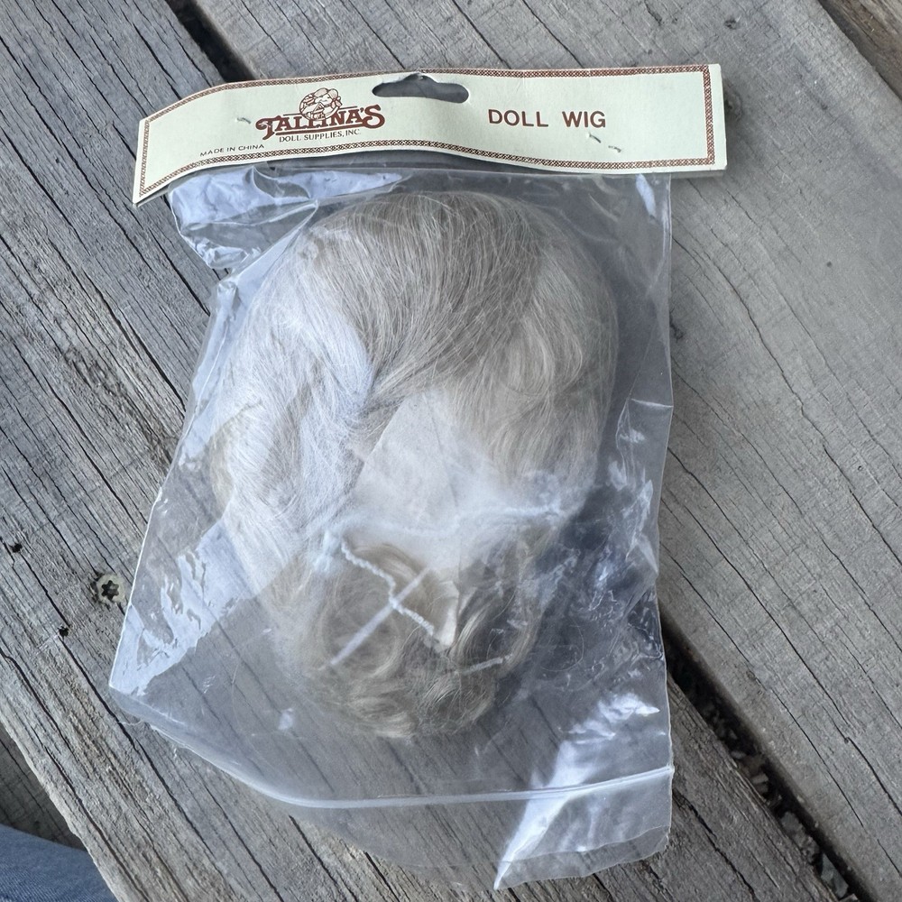 Tallinas Doll Wig Pull Cap Ringlets Side Light Blonde Style W143 11” New