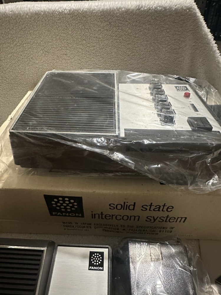 Vintage Fanon Solid State Intercom System Master Unit, Four Remote Unit Untested