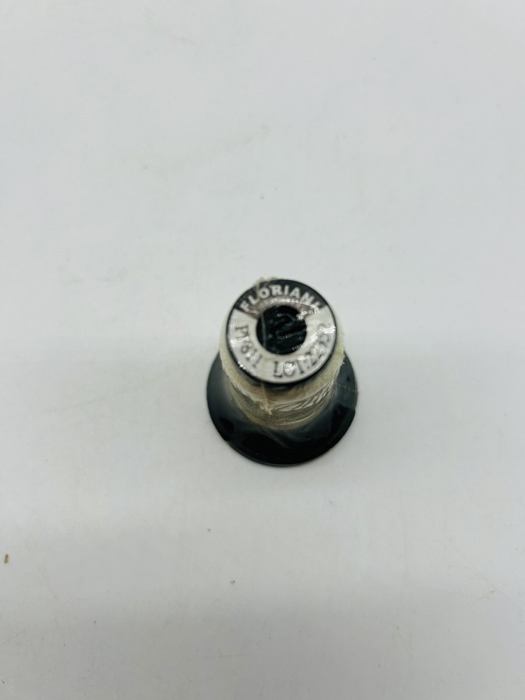 Floriani Embroidery Thread PF811 Angora White Polyester 40wt