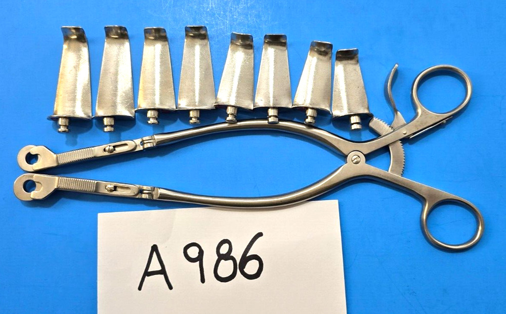 Codman Surgical Cloward Retractor 9" with 8 Blade Attachments