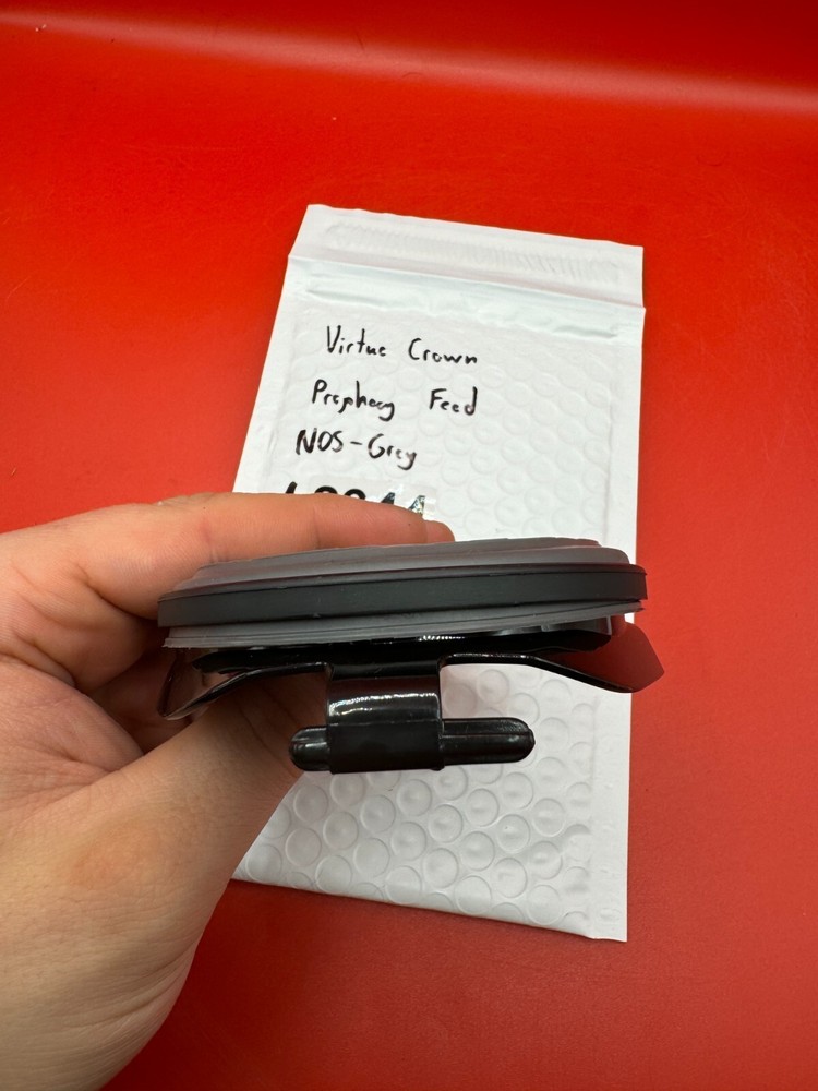 Virtue Crown Prophecy Feed NOS - Grey