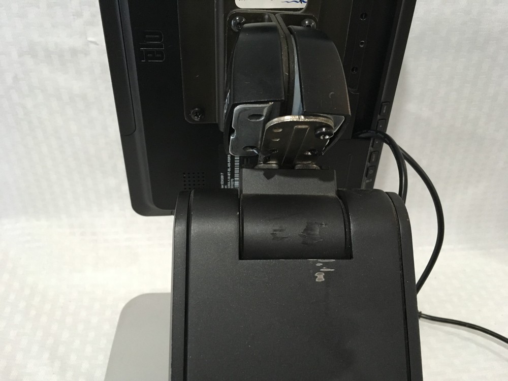 ELO TOUCH SOLUTIONS SCREEN E302817 ON ERGOTRON STAND WITH ADAPTER