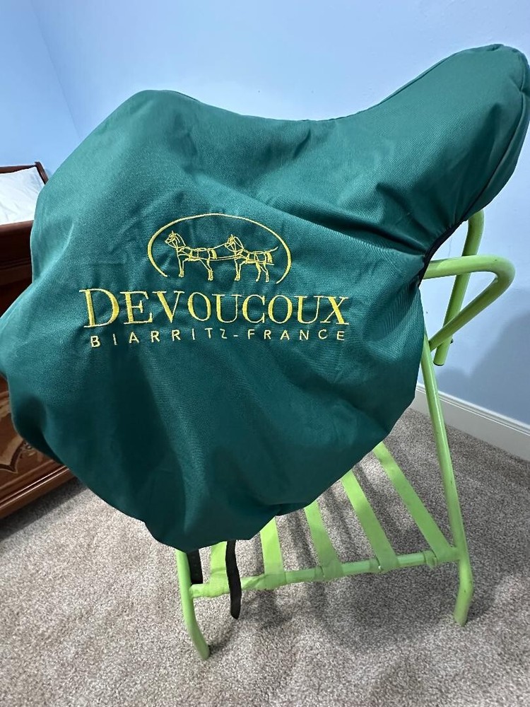 Devoucoux Mendia (now Makila) Saddle 17.5 seat, #2 flaps Medium Tree