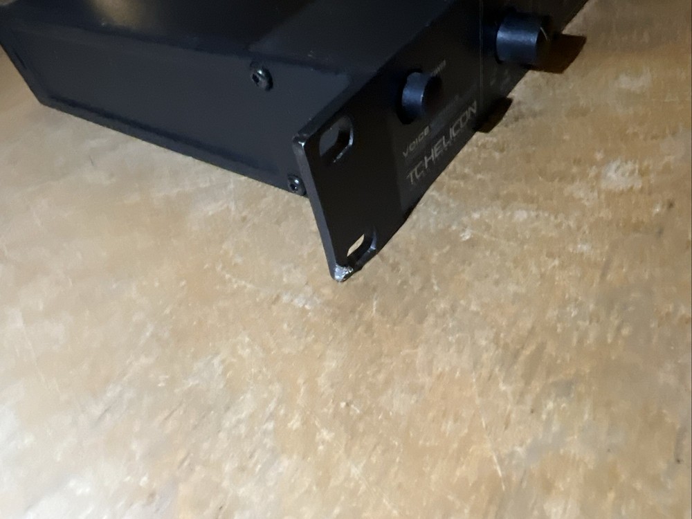 TC Helicon Voiceworks Vocal Harmonizer Effects