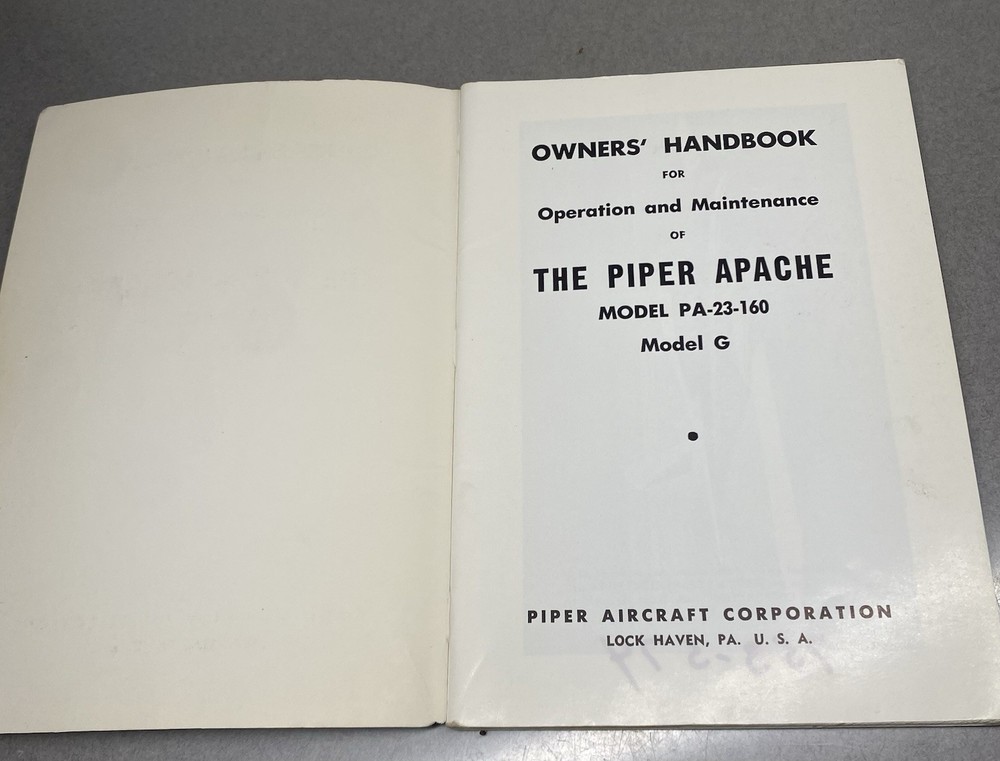 Vintage Apache Piper Airplane Owners Manual
