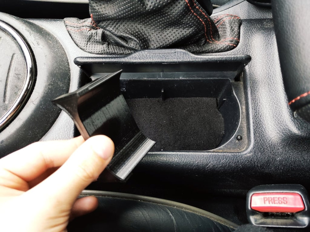 IS300 Altezza IS200 3D Printed Cup Holder Divider
