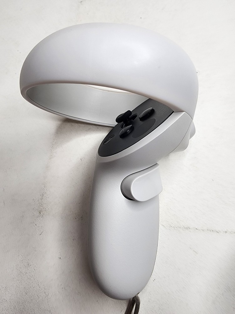 Meta Oculus Quest 2 VR LEFT Controller Only *Parts/Repair*