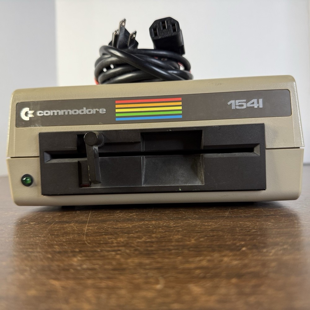 Commodore single drive floppy disk Model 1541 ALPS-Rainbow label-READ & See ▶️