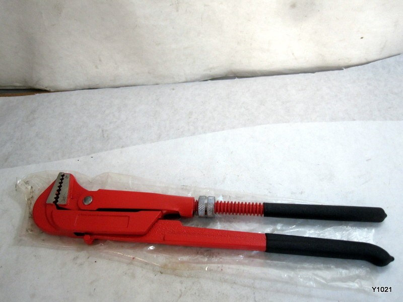 1" Swedish Pattern Pipe Wrench.12in
