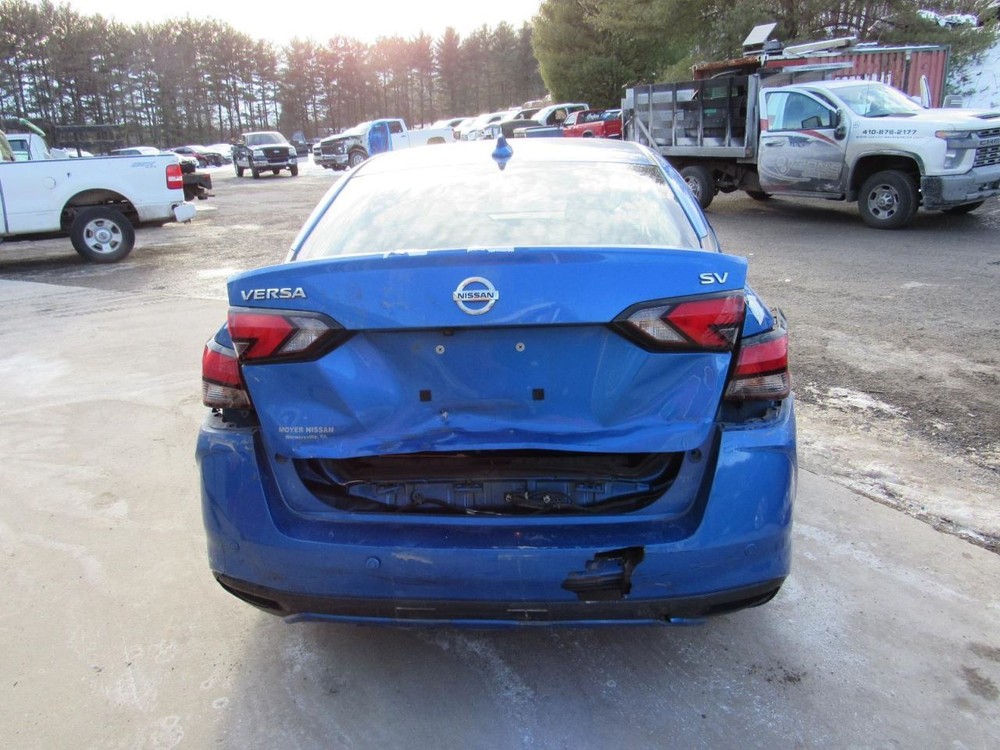 VERSA 2020 Glove Box 1020448