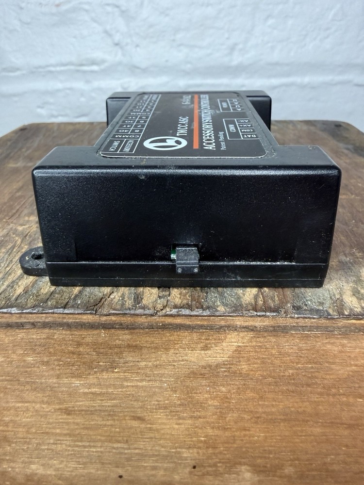 Lionel TMCC Accessory Switch Controller TCC 6-14182 Original Box Lightly Used