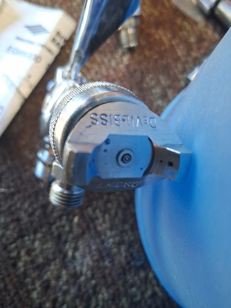 DeVILBISS EGHV-530-395F Detail Spray Gun In Box