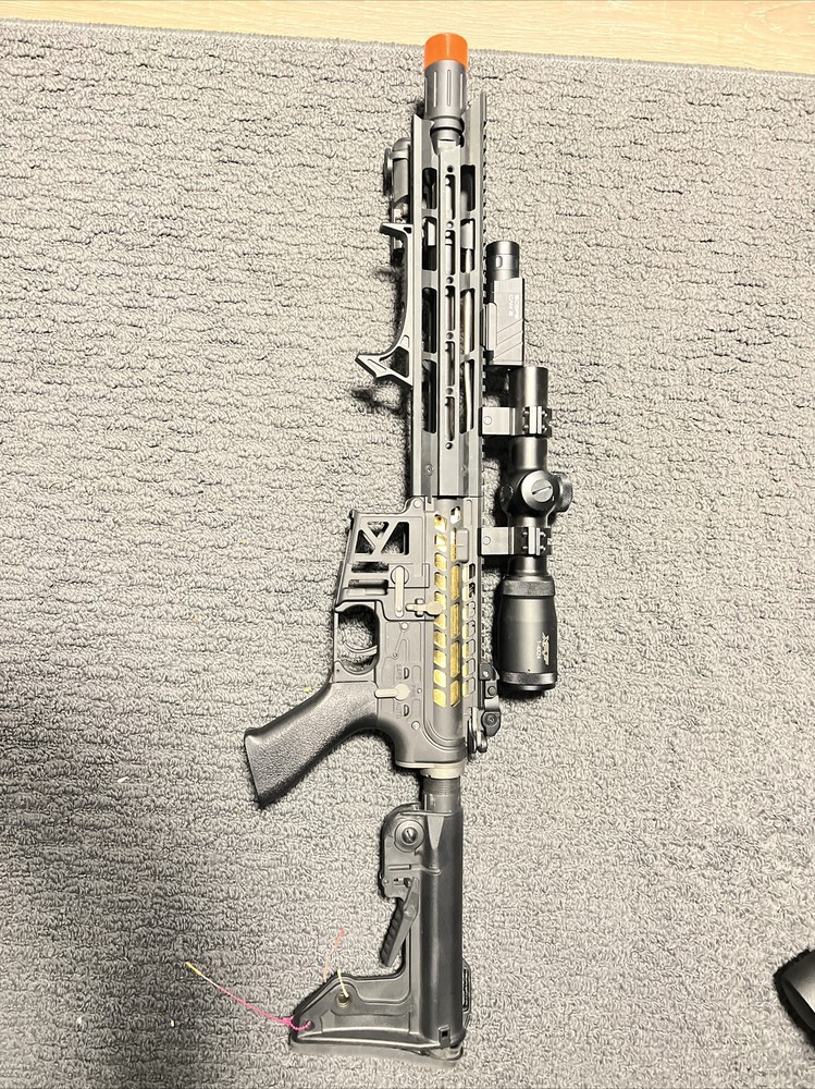 Electric Airsoft Gun