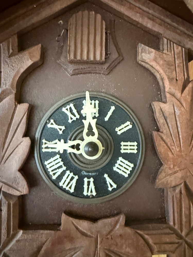 Vintage Black Forest German Cuckoo Clock