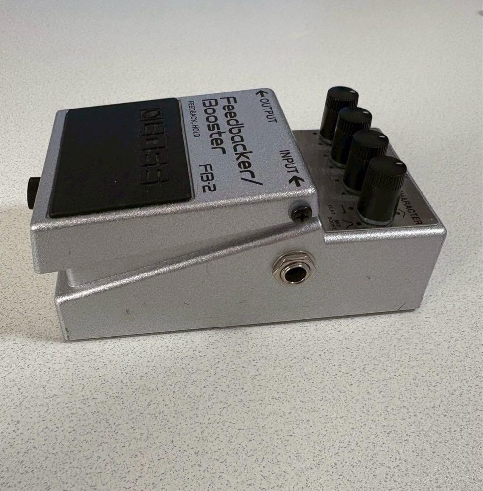 BOSS FB-2 Feedbacker Booster Guitar Effect Pedal