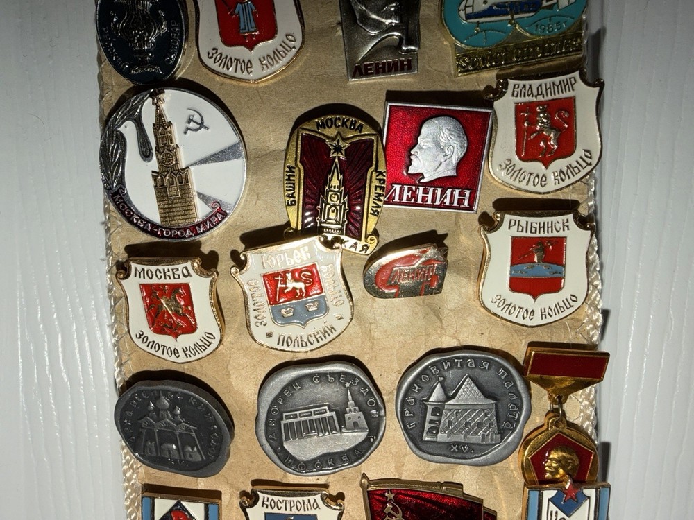 USSR Soviet Pin Collection, Monuments, Samovar, Soviet Airlines, Coat Or Arms
