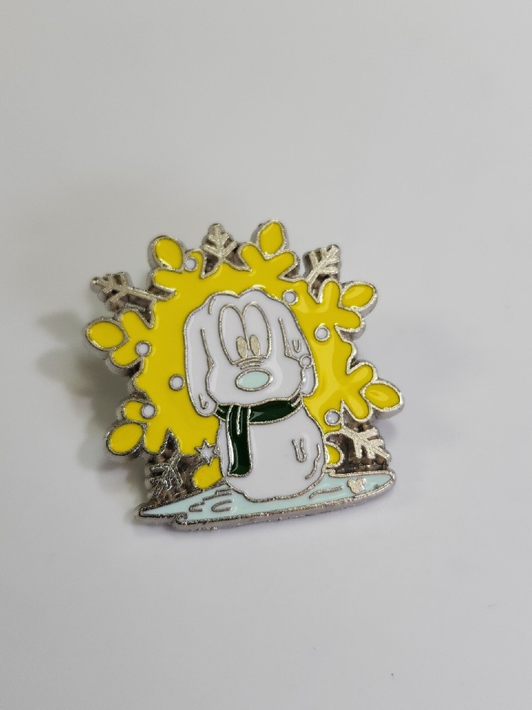 Hidden Mickey Snowman Snowflake PLUTO Disney Trading Pin
