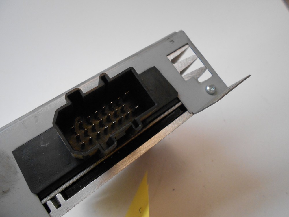 2006 Audi A4 SDN Audio System Amplifier OEM 8E5035223D LK0661