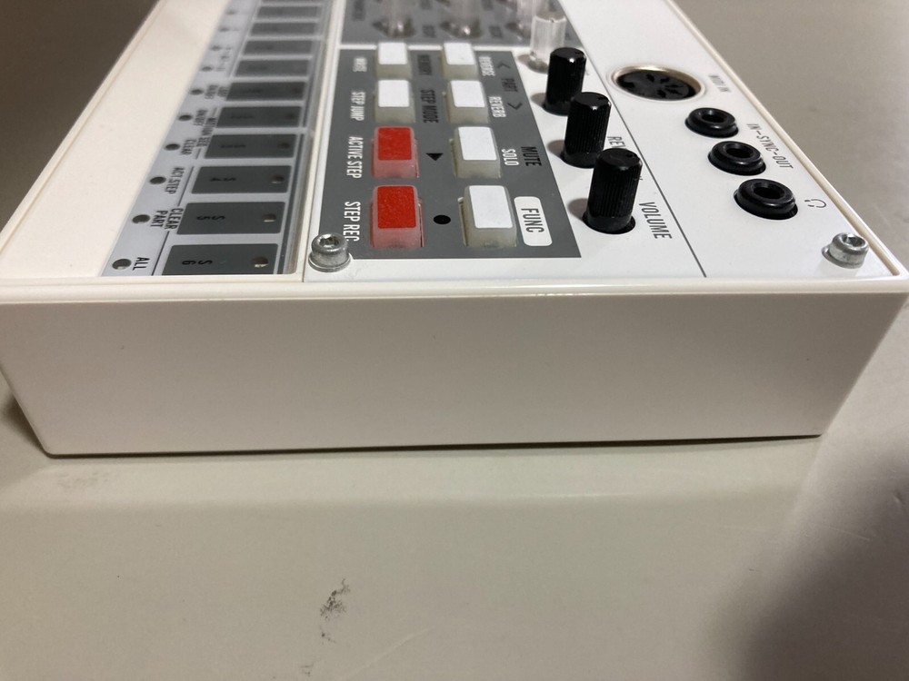 Korg Volca Sample Digital Sample Sequencer Tested Working