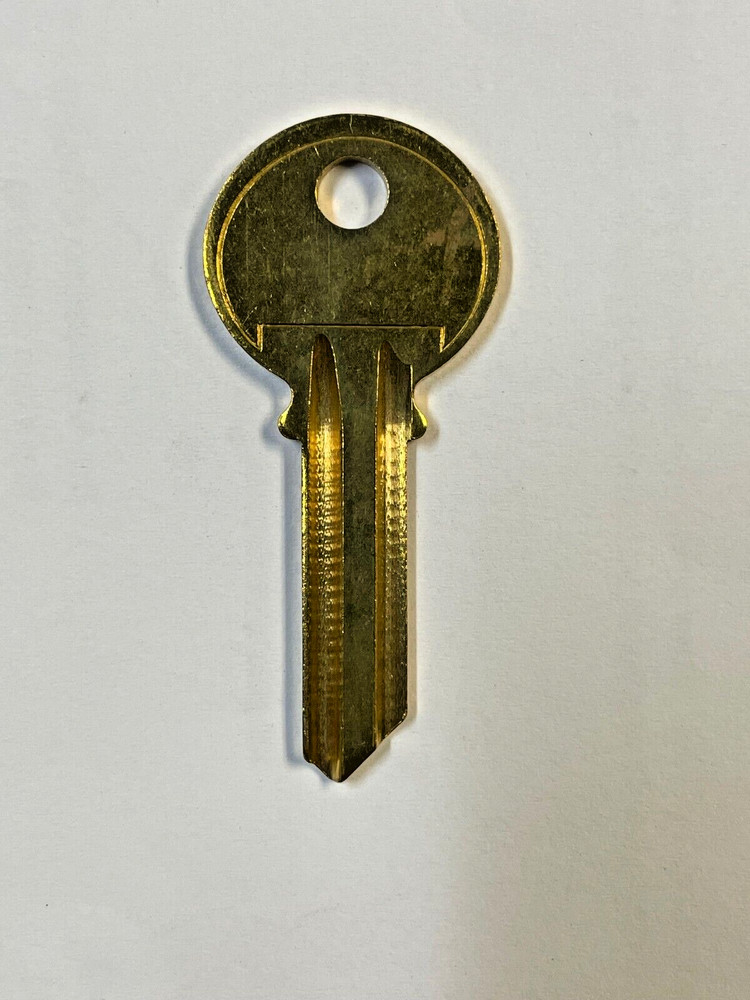 Y1 Yale #8 Key Blanks Brass - 50 Pcs