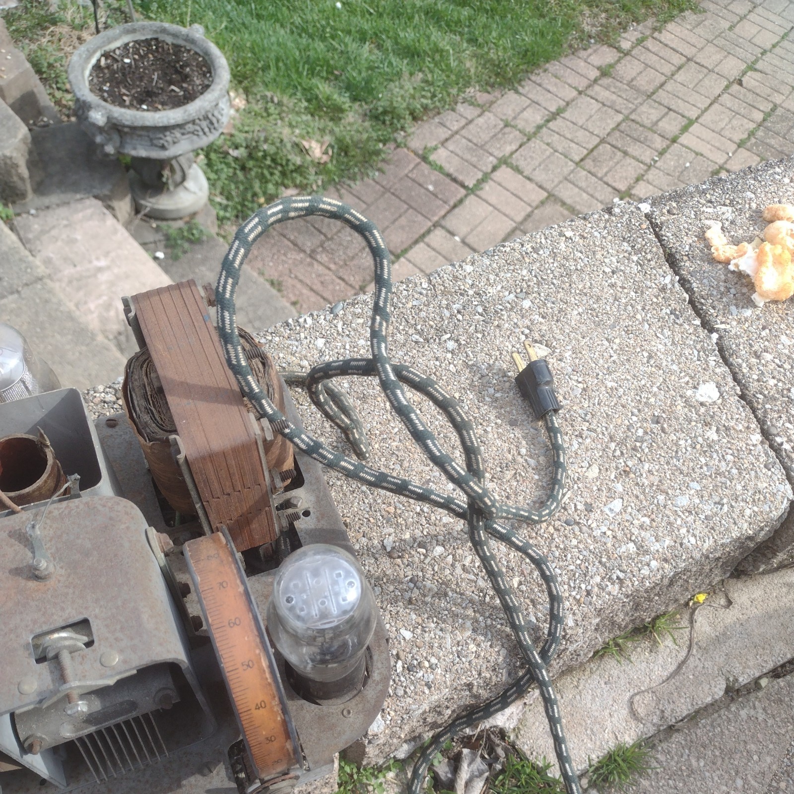 Antique 1931 Crosley Model 54 Cathedral Or Tombstone Radio Chassis. Parts Only