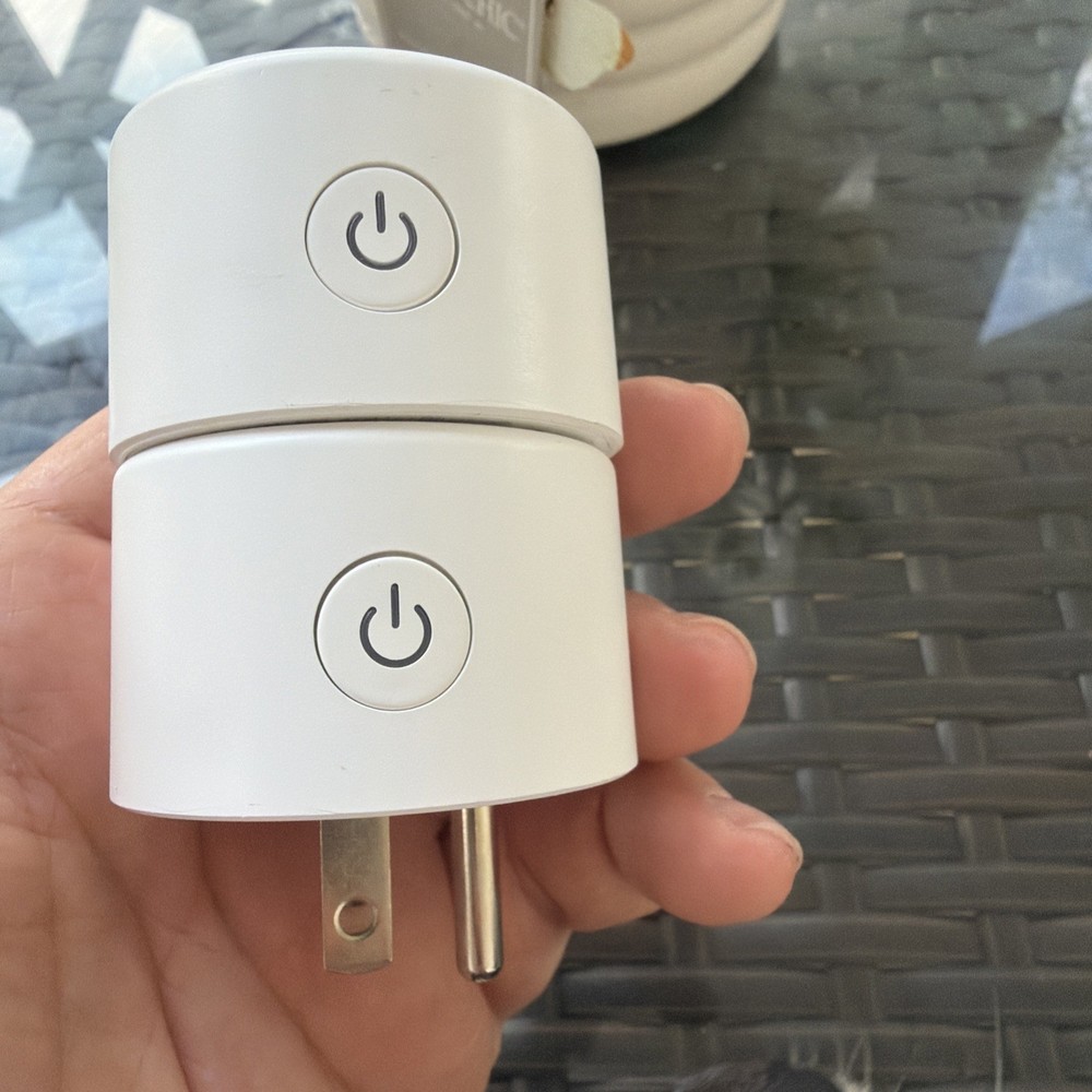 2 US Wifi Plug Surge Protector 110-24OV Control Smart Socket Need Instal App