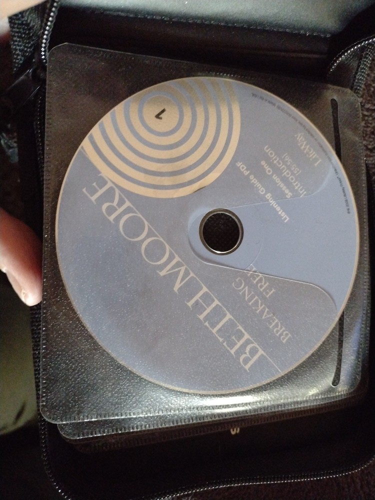 Beth Moore: Breaking Free 11-Disc CD Set Audiobook