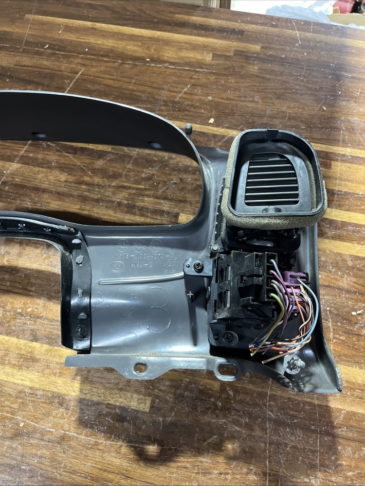 1995 -06 Ford Ranger Speedometer Bezel