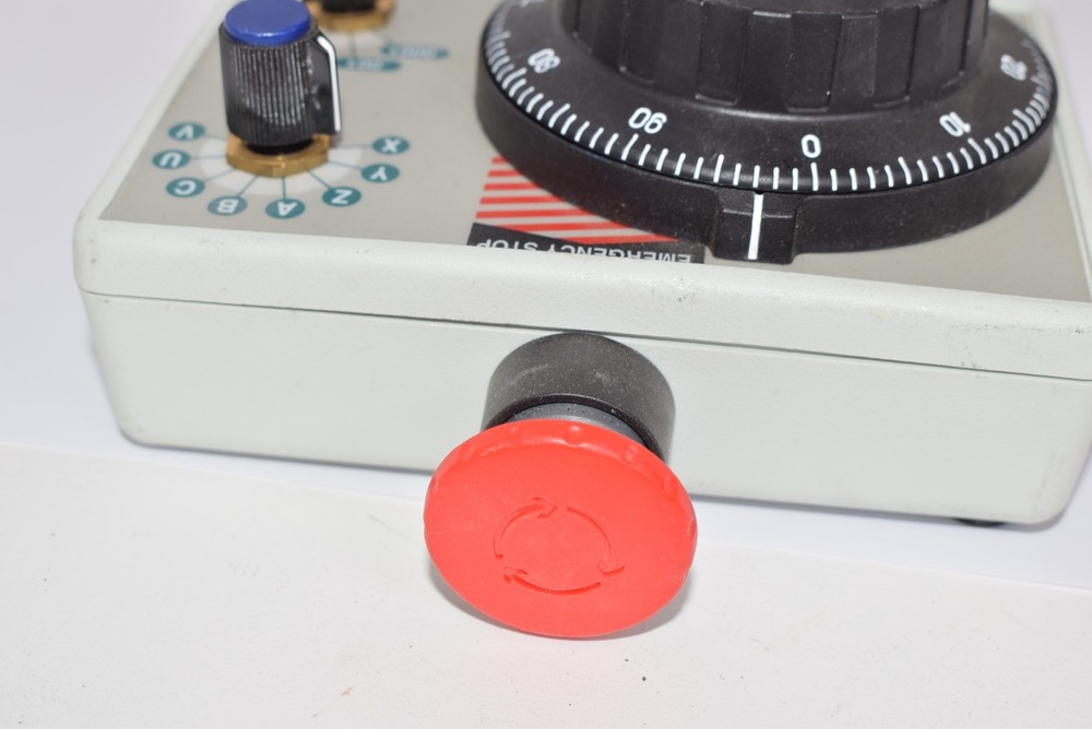 Robot CNC Programming Pendant P2K-1014 Controller Module